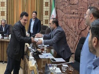 تفریغ بودجه شهرداری در سال ۱۴۰۳ توسط شهردار تبریز تقدیم شورای اسلامی شهر شد