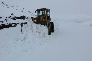 ۱۵۰ روستای شهرستان هشترود در محاصره برف