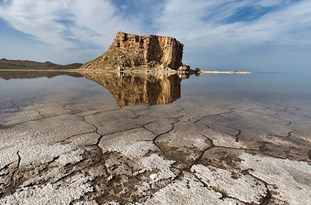 دریاچه ارومیه ۲۲ کیلومتر کوچکتر شد