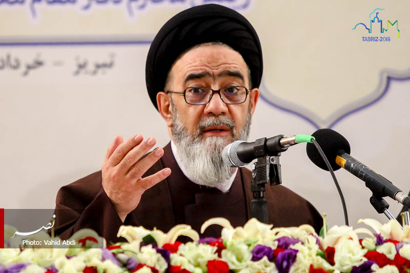 مردم خواهان ریشه‌کنی فساد و تبعیض هستند/ ایران توان برقراری رابطه فعال با سایر قدرت‌ها را دارد