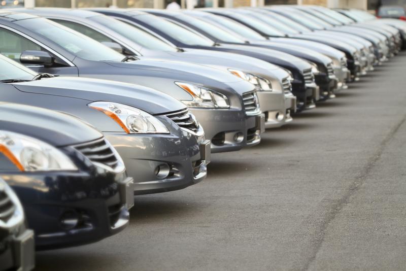 افزایش ۱۰۰ درصدی قیمت خودروهای وارداتی در سال جاری