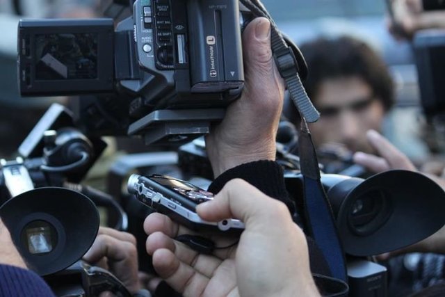 خبرنگاران وجدان بیدار جهان و تصویرگر زمان خویش هستند