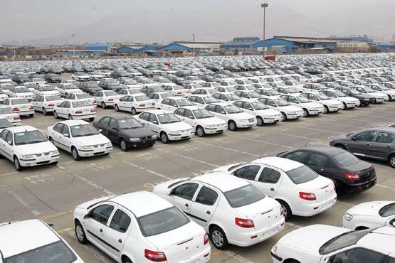 مدیرعامل ایران خودرو تبریز: وجود تعدادی خودرو در پارکینگ، به دلیل کسری قطعات است