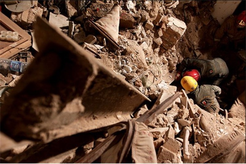 چهار کارگر در مرند زیر آوار مدفون شدند