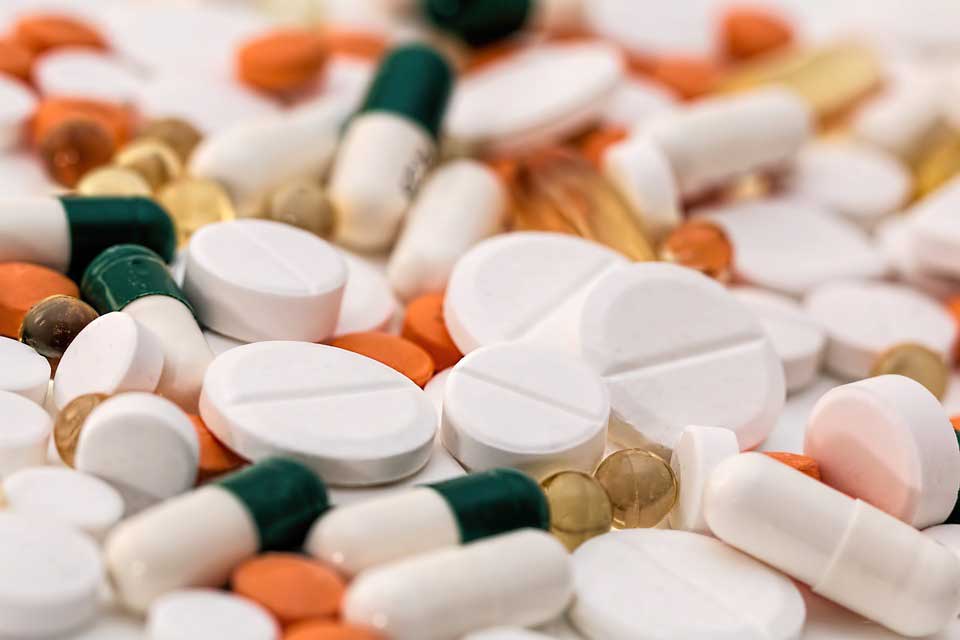 کمبود دارو در استان با ترخیص داروها از گمرک برطرف می‎شود