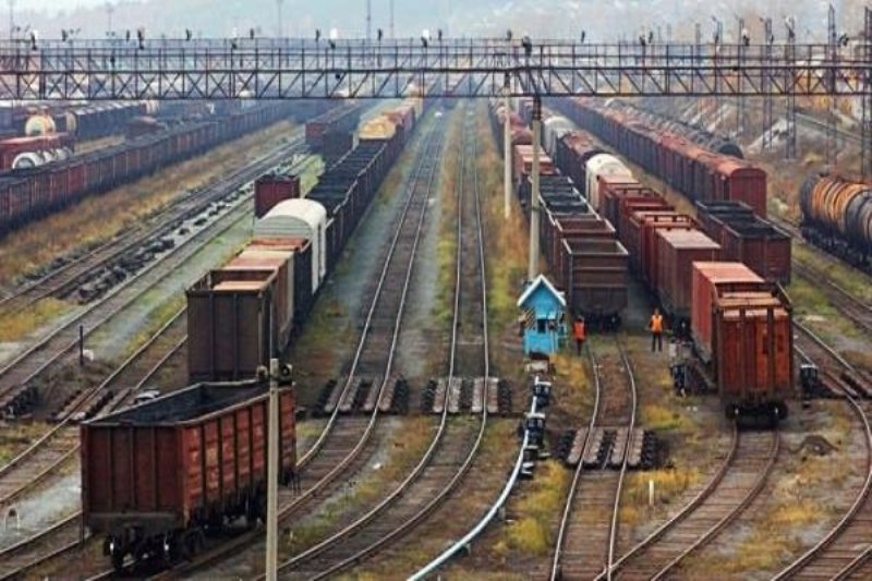 طرح استقرار سیستم حمل بار در راه آهن آذربایجان اجرا شد