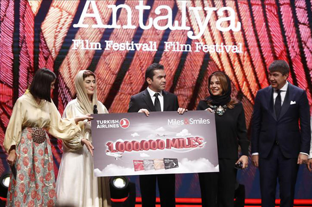 جایزه بهترین فیلم جشنواره آنتالیا به جعفر پناهی تعلق گرفت