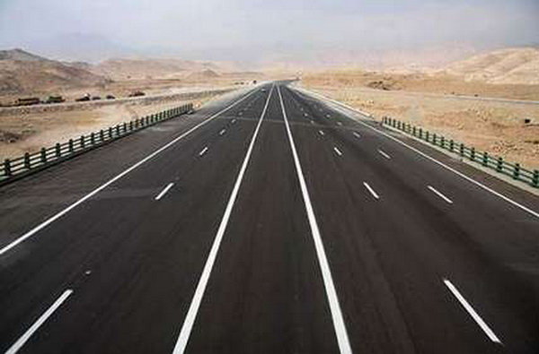 ۱۲ کیلومتر از جاده صوفیان – سلماس در دهه فجر افتتاح می شود