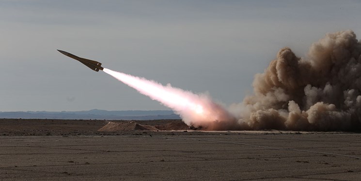 شلیک موشک شلمچه و سامانه موشکی طبس به سمت اهداف هوایی
