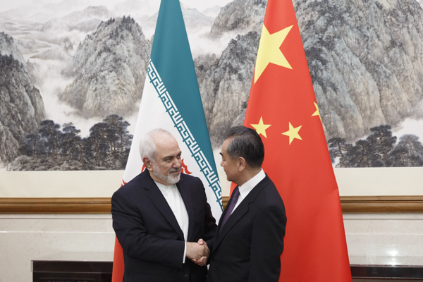 چین: خرید نفت ایران و دهن‌کجی به تحریم‌های آمریکا
