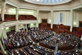 رئیس جمهور جدید اوکراین پارلمان این کشور را منحل کرد