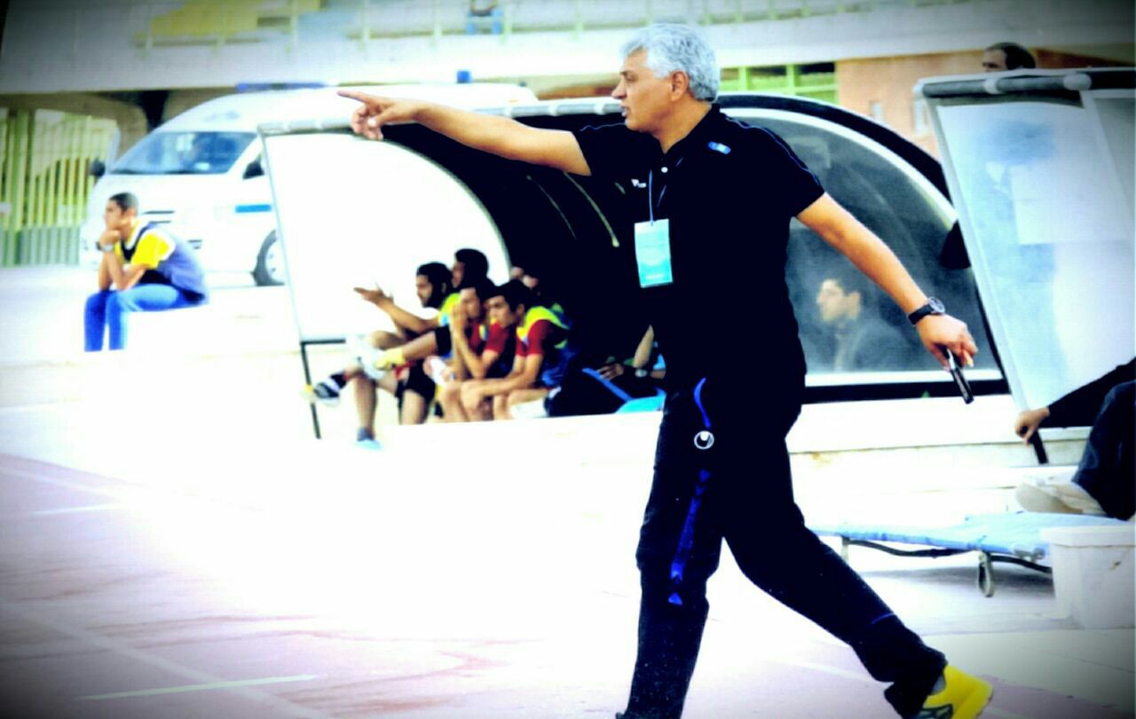 علم و ادب در راه پیشرفت