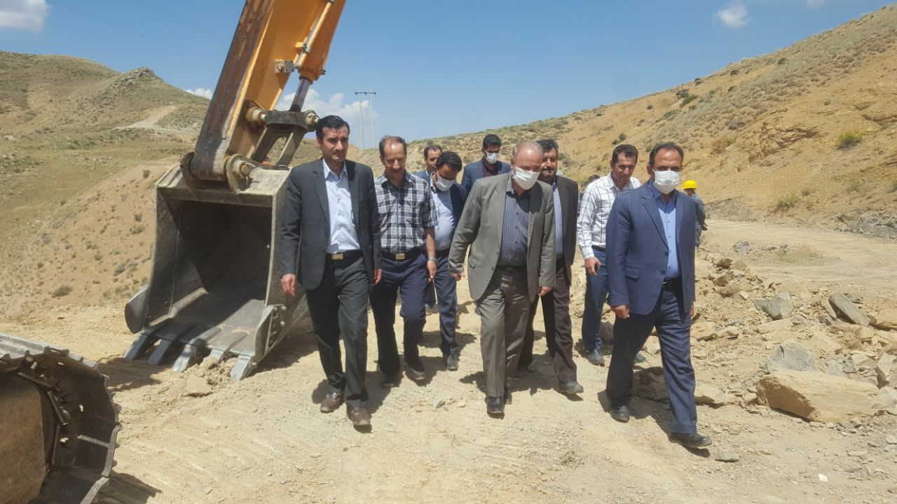 بازدید فرماندار ورزقان و مدیرعامل گاز آذربایجان‌شرقی از پروژه گازرسانی به روستاهای شهرستان