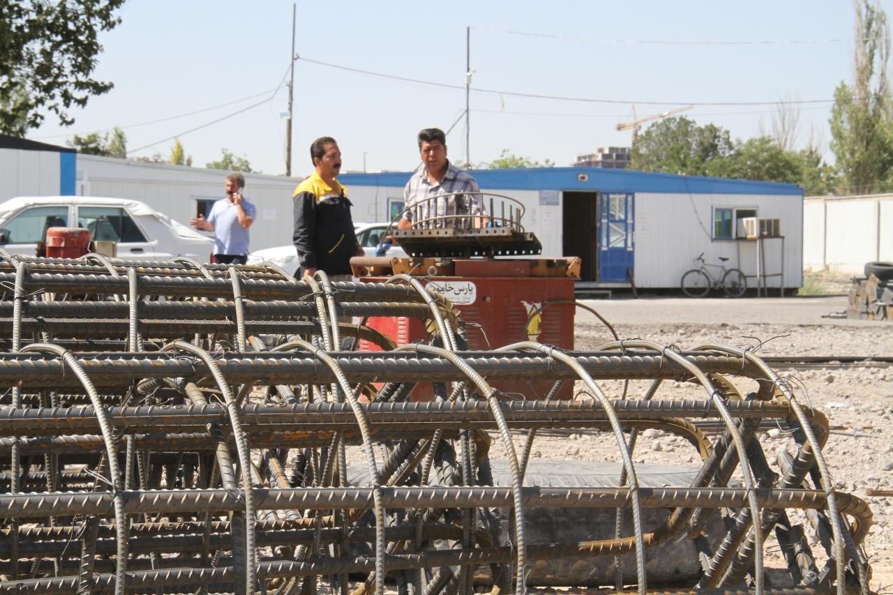 گزارش تصویری از عملیات حفاری و سبد بافی شمع های پروژه تقاطع ارتش توسط سازمان عمران