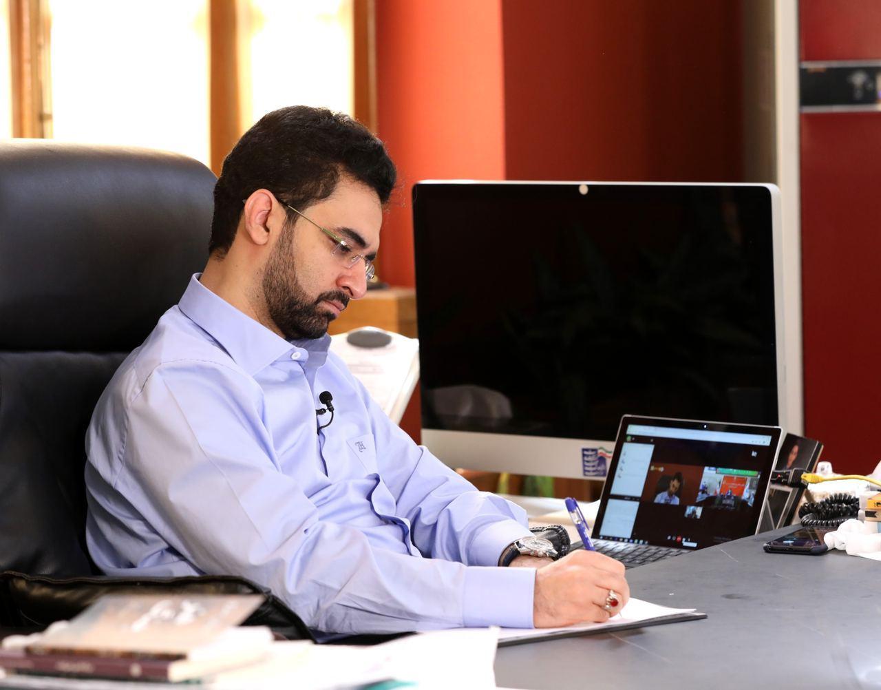 وزیر ارتباطات:ایرانسل مبالغ گرانفروشی شده را به بیش از یک میلیون مشترک خود، بازگرداند