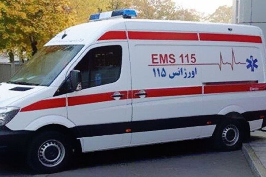 تولد نوزاد عجول تبریزی داخل آمبولانس اورژانس
