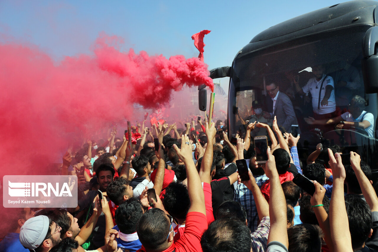 پاسخ تند عضو هیئت مدیره تراکتور در ارتباط با صحبت های منصوریان