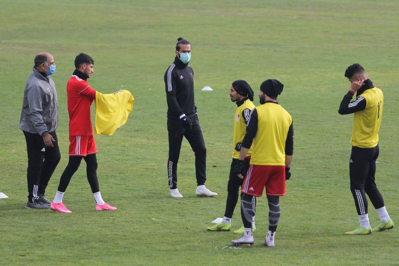 برگزاری تمرین تراکتور زیرنظر مسعود شجاعی