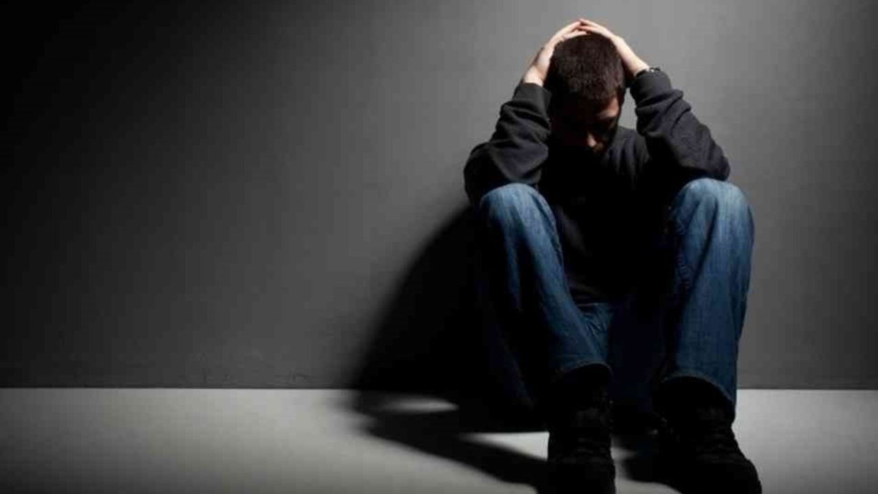 ۱۵ درصد مردان و ۳۰ درصد زنان کشور دچار اختلالات روانی هستند