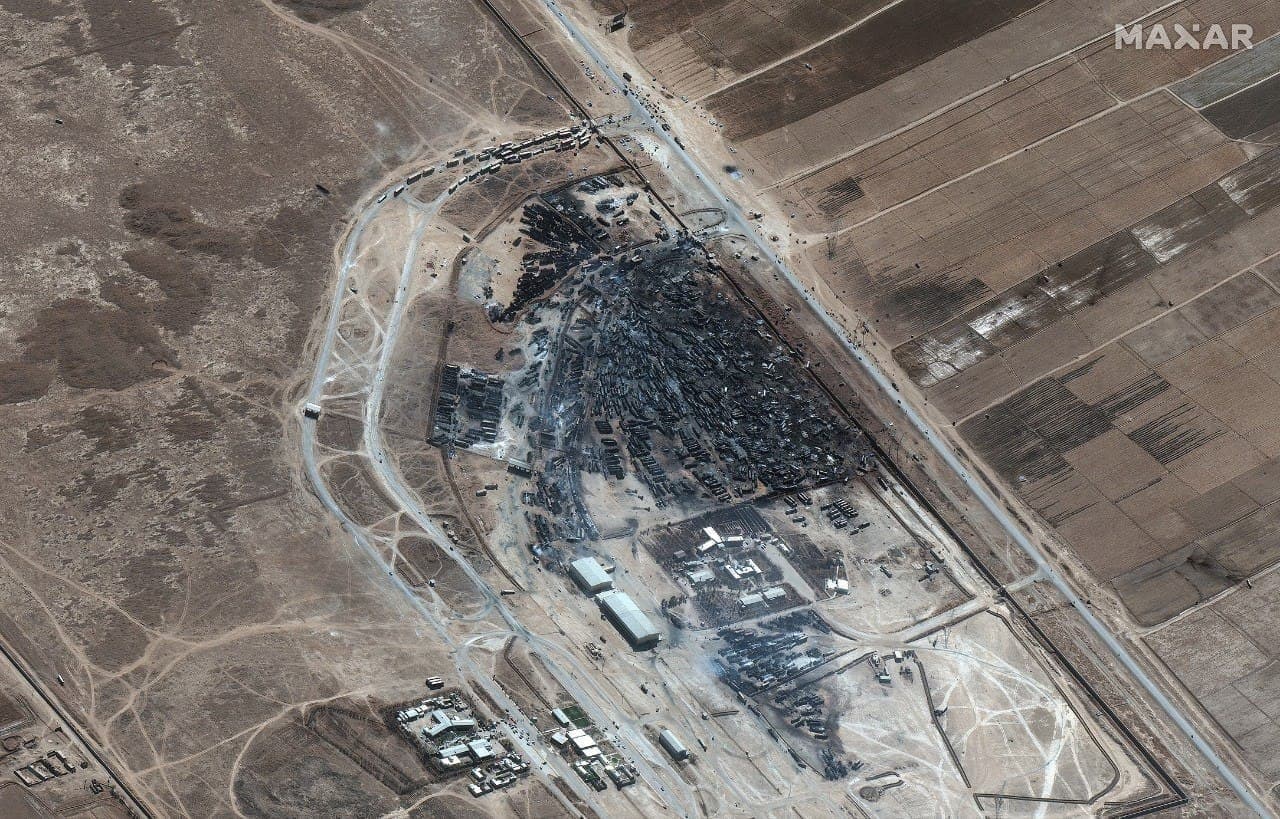 برای اولین‌بار / تصاویر ماهواره‌ای از انفجار گمرک ‎اسلام قلعه