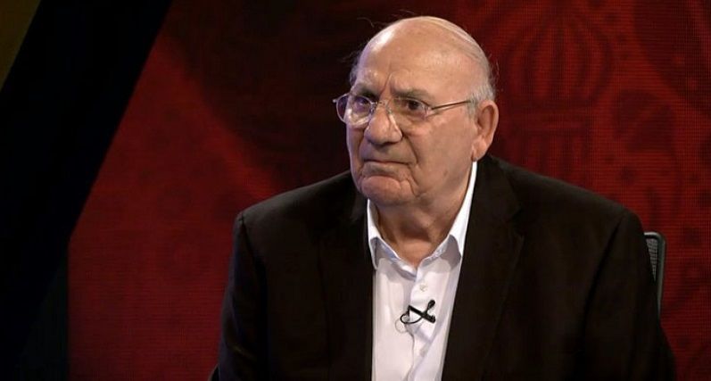 حشمت مهاجرانی سرمربی سابق تیم ملی:سه تیم آسیایی باید نقاط ضعف خود را ترمیم کنند و بتوانند بازیکنان خارجی قرضی بگیرند.