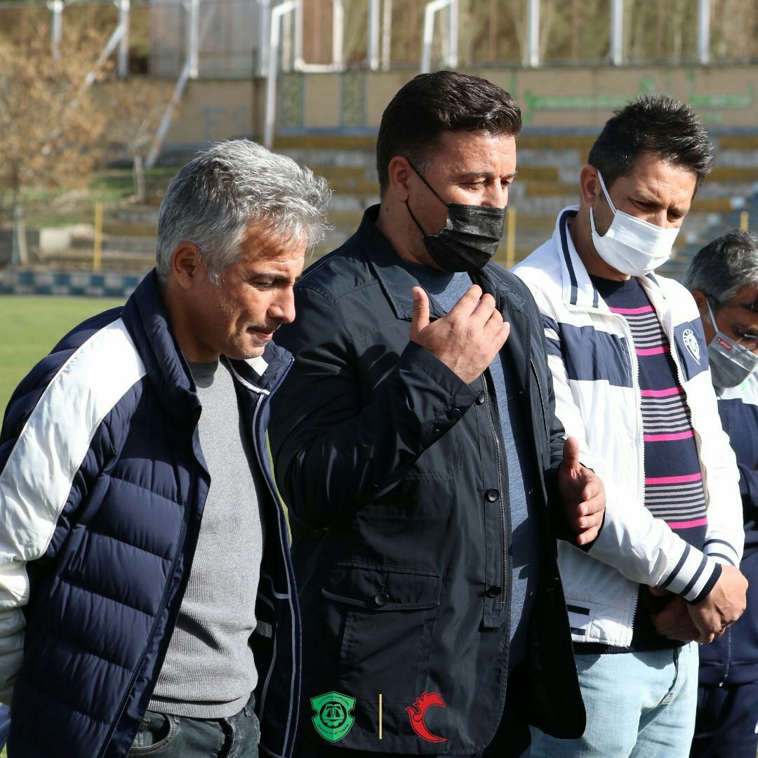 مطالبات مربیان ماشینسازی هنوز پرداخت نشده است.