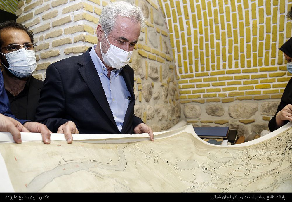 در بازدید از مرکز اسناد ملی شمال‌غرب کشور؛استاندار آذربایجان شرقی بر مراقبت از اسناد تاریخی تأکید کرد