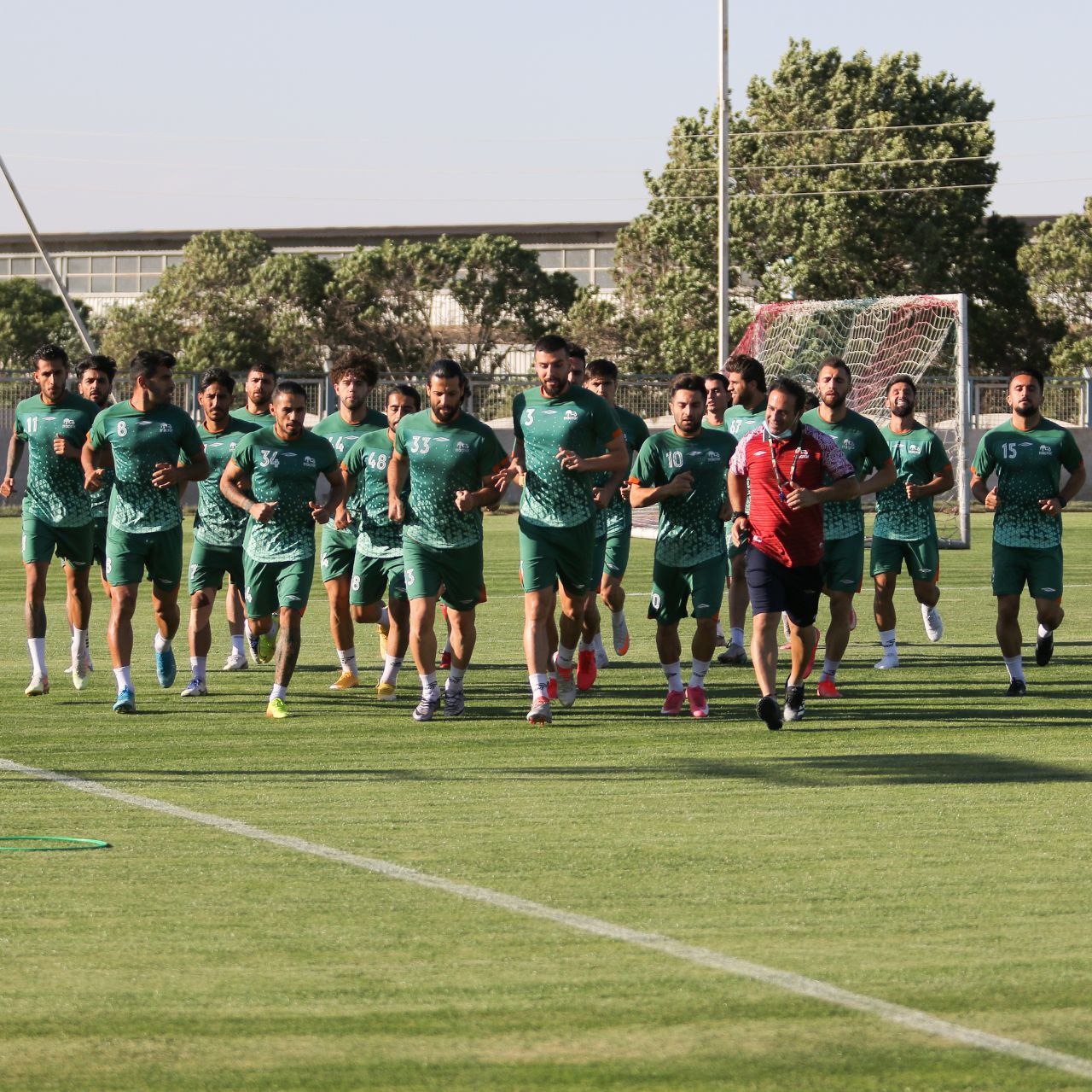 تصاویری از تمرین امروز (یکشنبه ۱۶ خرداد) تیم فوتبال تراکتور