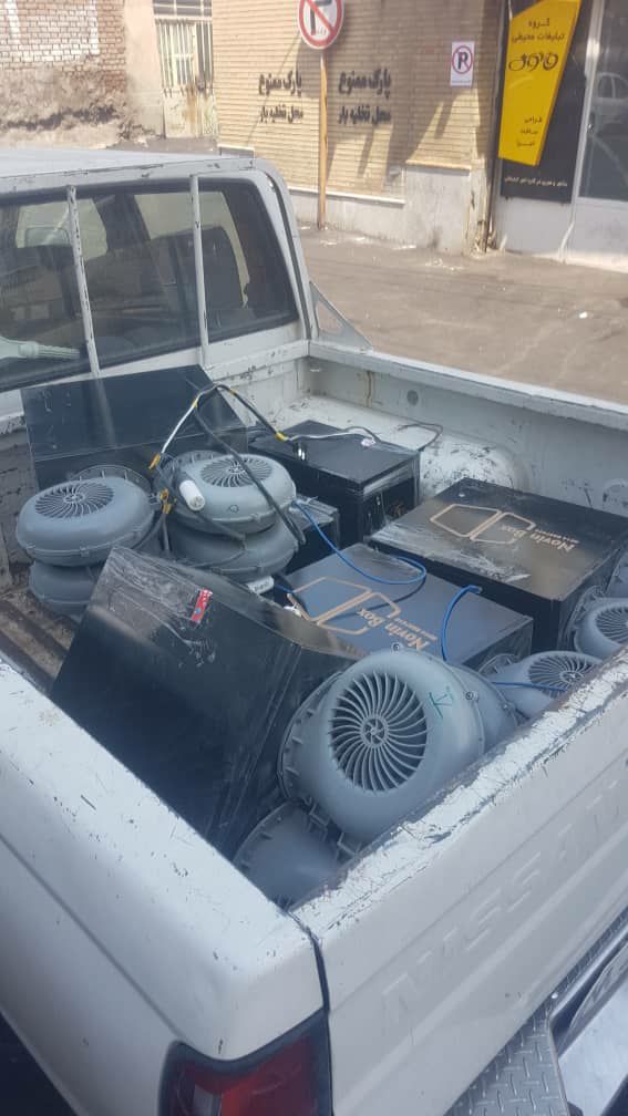 شناسایی و کشف ۴۰ دستگاه تولید رمز ارز در برق تبریز طی یک روز