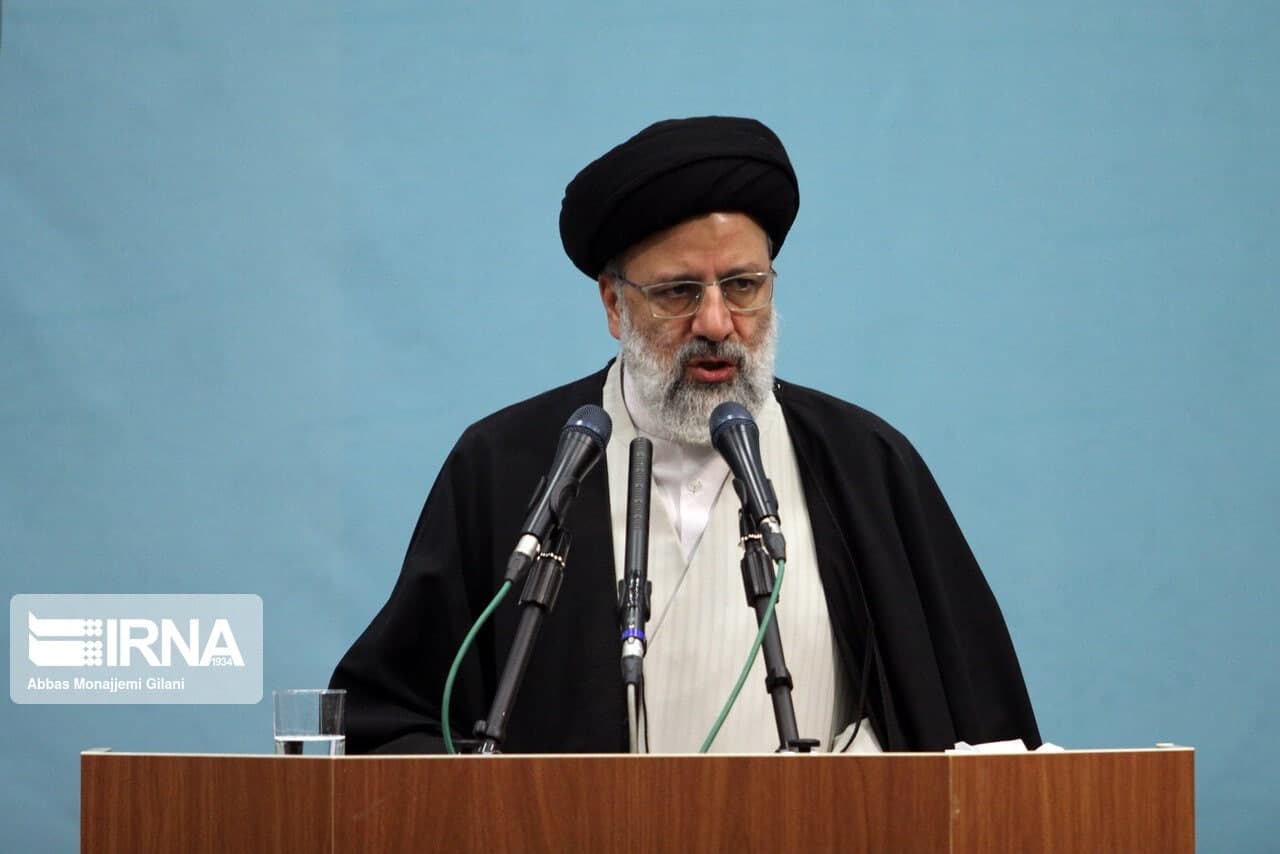 پس از رفع موانع کرونایی به دیدار مردم قم خواهم آمد