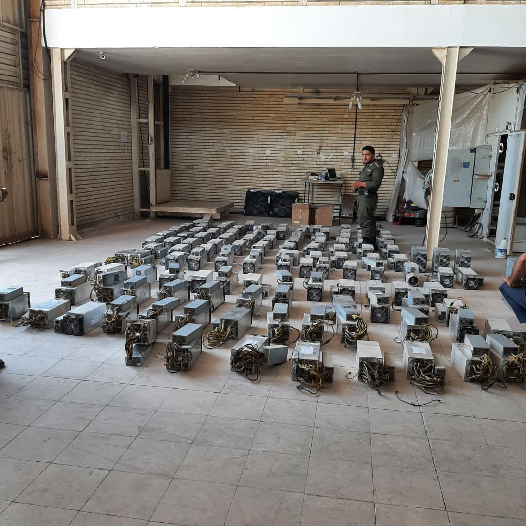 شناسایی و کشف ۵۳۴ دستگاه تولید رمز ارز در برق تبریز از شهرک صنعتی سلیمی