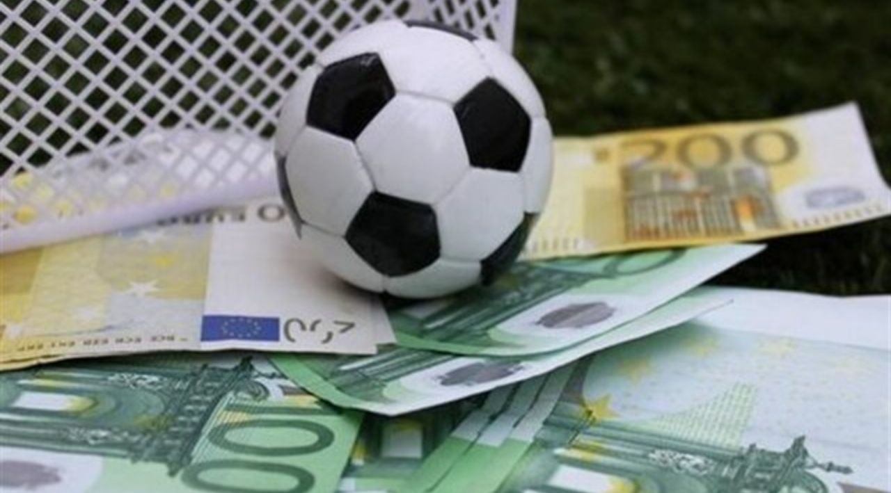 اعتراض تعدادی از مربیان و مدیران فوتبالی به شرط‌بندی؛ مدارک در اختیار پلیس فتا قرار گرفت.