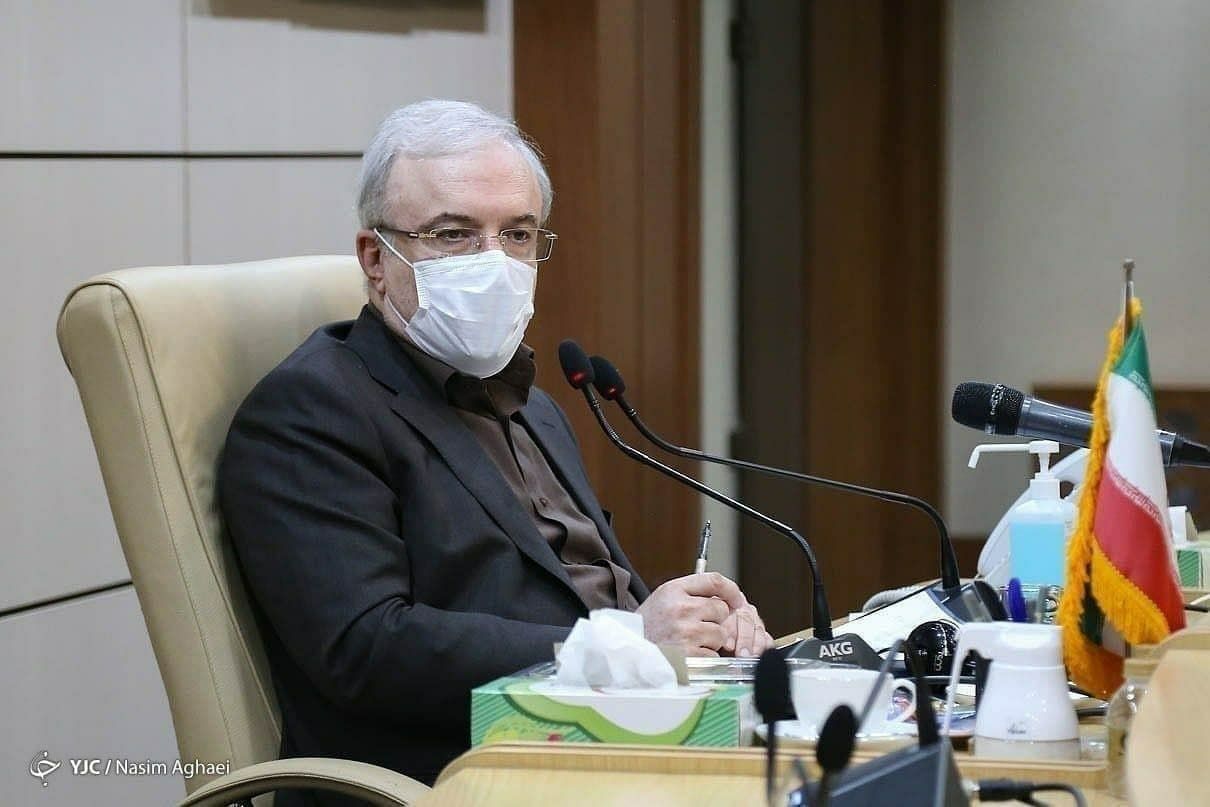 نمکی: همچنان در سربالایی پیک پنجم کرونا هستیم