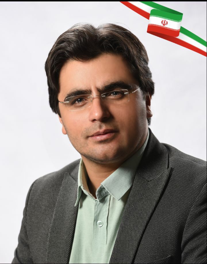 با پنج رای موافق دکتر حسین پناه القلندیس به عنوان سرپرست شهرداری سردرود انتخاب و معرفی شد.