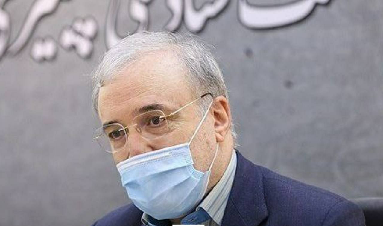 مشاور وزیر کشور: وزیر بهداشت بر تصمیم خود برای تعطیلی پافشاری و ایستادگی نکرد