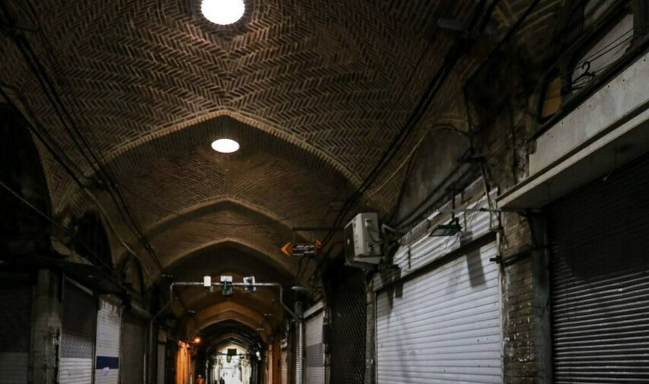 ستاد کرونا: فردا در مورد محدودیتهای تردد و کسب و کارها تصمیمگیری میشود