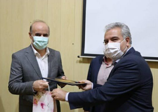 آئین تجلیل از رابطین سلامت مدیریت و مقابله با کرونا شهرستان تبریز