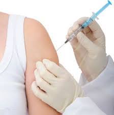 کاهش حداقل سن ثبت‌نام برای تزریق واکسن در اکثر استانها