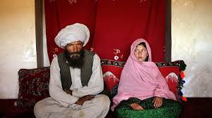 بخشنامه طالبان: بیوه های زیر ۳۵ سال به عقد مجاهدین اسلام درمی آیند