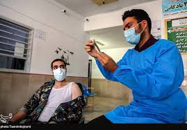 وزارت بهداشت: با شبانه‌روزی شدن، واکسیناسیون ۱۸ سال به بالا تا ۲ هفته دیگر تمام می‌شود