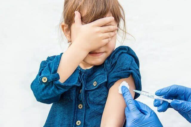 عبور از پاندمی کرونا و ضرروت واکسیناسیون کودکان