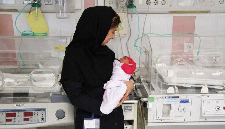 ایران” رکورد دار سرعت کاهش نرخ باروری/ کاهش ۵۵۰ هزار تولد طی ۵ سال