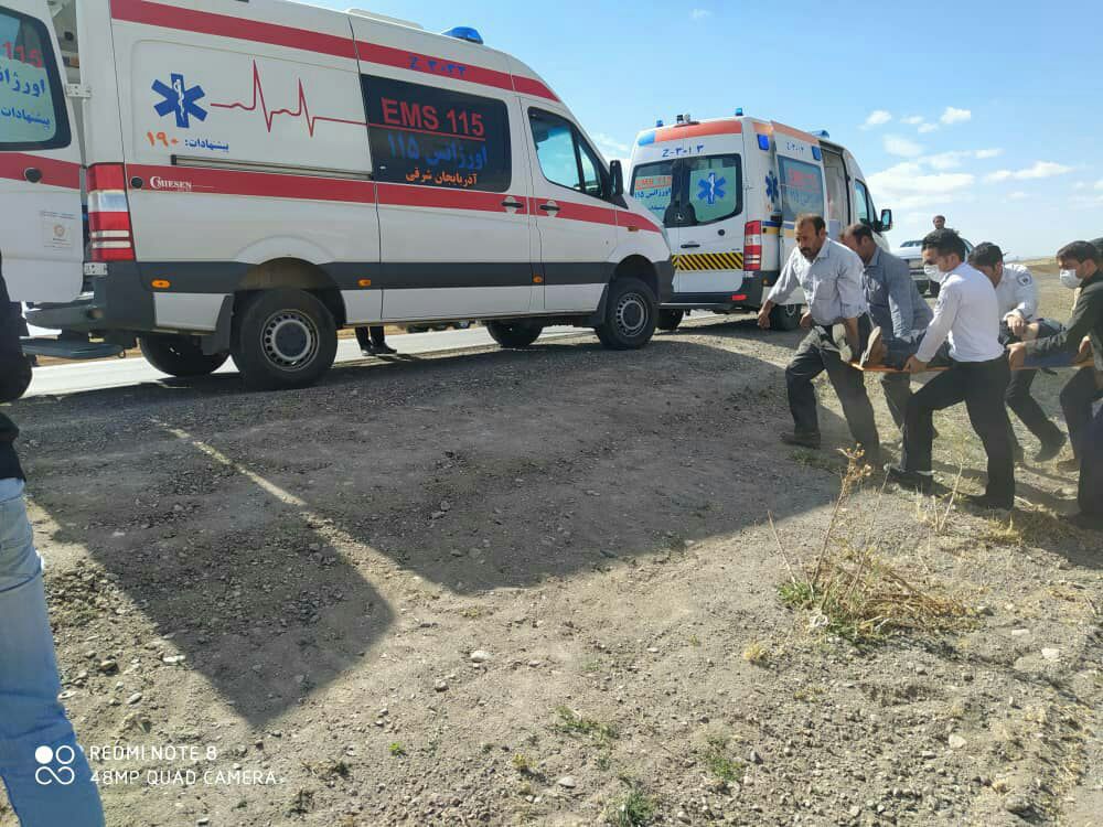 مصدومیت ۱۱ سرنشین خودرو در دو تصادف ظهر امروز در آذربایجان شرقی