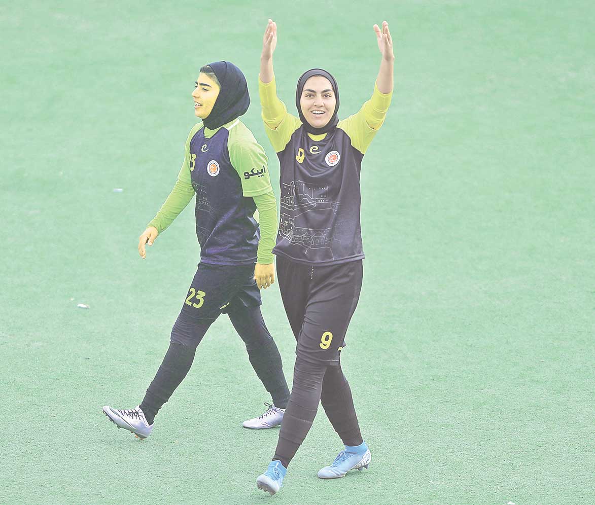 مدل رونالدو – قنبری گل زدم