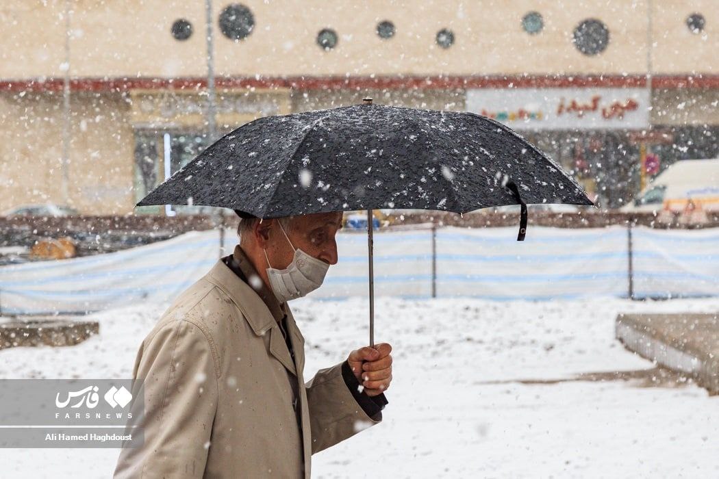 اولین برف پاییزی در تبریز