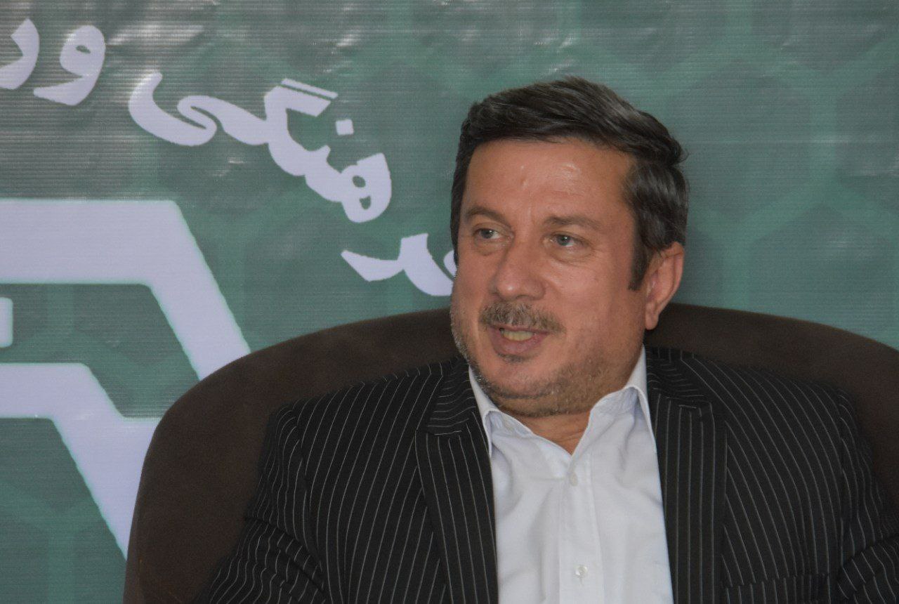 مالک ماشین‌سازی: کناره‌گیری مدیرعامل باشگاه صحت ندارد/ از داخل استان سنگ‌اندازی می‌شود.
