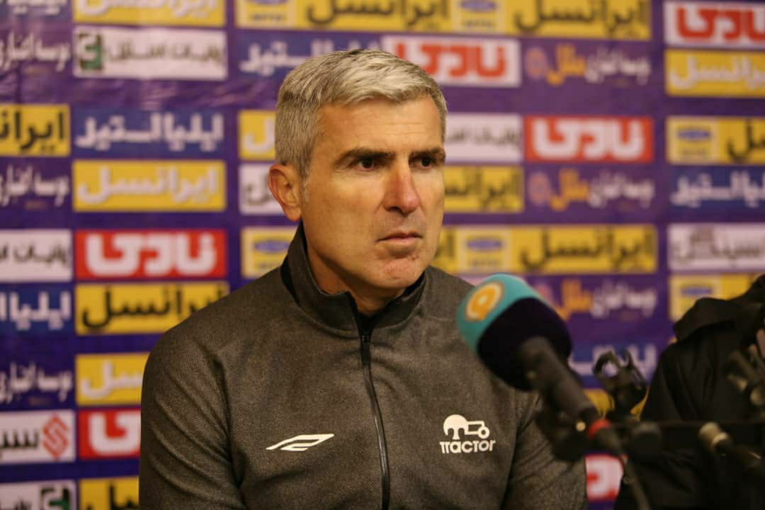 سولدو در نشست خبری بعد بازی مقابل هوادار؛نقاط ضعف تراکتور را در نیم فصل رفع می‌کنیم