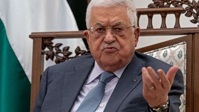 برای اولین بار بعد از ۱۰ سال سفر محمود عباس به اسراییل و دیدار با وزیر دفاع اسراییل