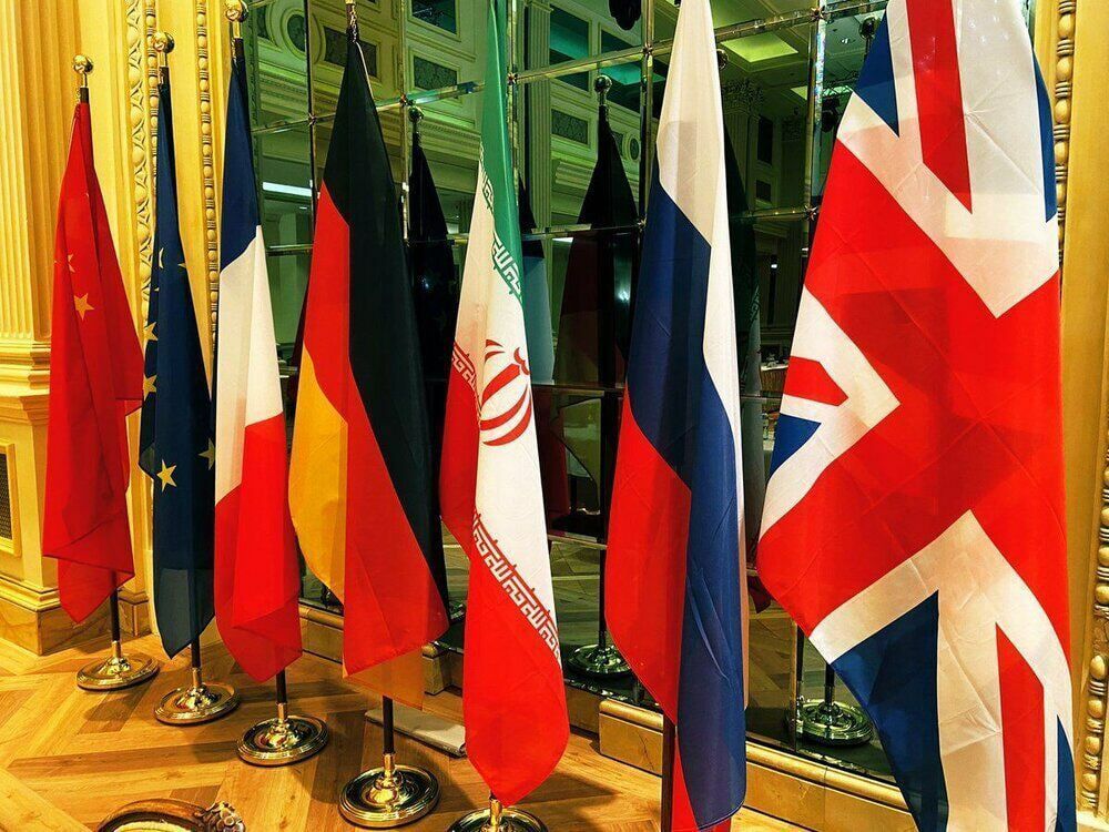روزنامه آمریکایی: ایران و آمریکا محتاطانه به سمت توافق حرکت می‌کنند