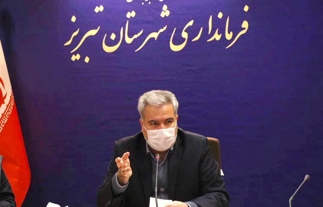 فرماندار تبریز: چاره‌ای جز استفاده از ماسک و رعایت فاصله‌گذاری اجتماعی نداریم